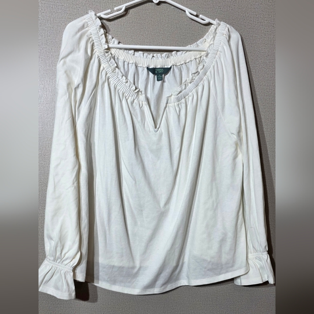 Elegant White Women's Top